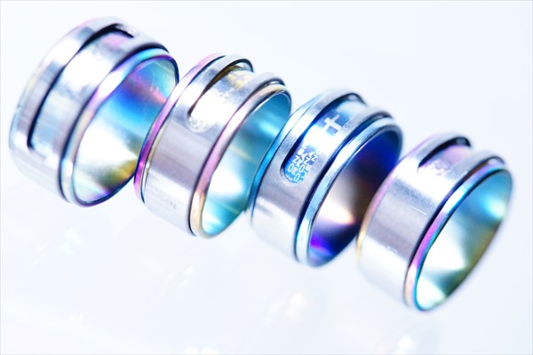 ルード系聖書文字 クロスデザイン 回転するシルバーカバーリング虹色レインボースピンステンレス製リングの通販はau Pay マーケット アクセサリー通販 Farice