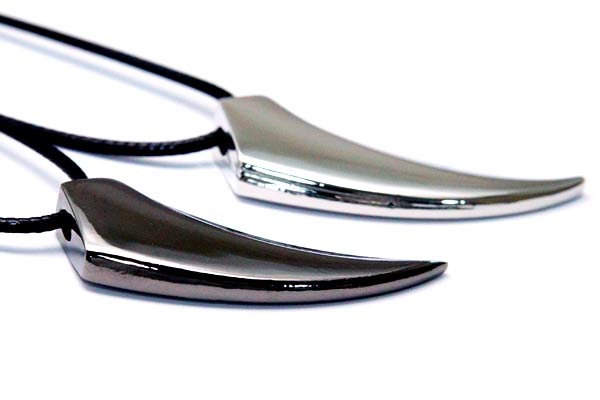 ベアクロー 熊の爪 メタルカラー 黒 銀 シンプル インディアン