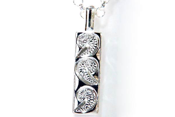 ハワイアンジュエリー ペンダント ネックレス プルメリア 花 波 ストレート バレル スティック メンズ シルバー925の通販は