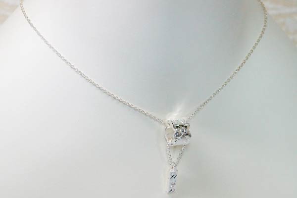 ハワイアンジュエリー ペンダント ネックレス プルメリア 花 波 ストレート バレル スティック メンズ シルバー925の通販は