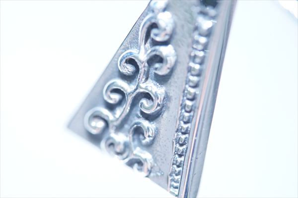 クロス 十字架 アラベスク ツタ ブラックジルコニア シルバー925 ペンダント ネックレスの通販は クロス 十字架 アラベスク ツタ ブラックジルコニア シルバー925 ペンダント ネックレスの通販は