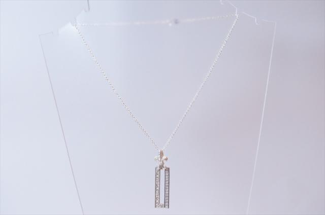 百合の花の紋章 ツタ 透かしプレート クリアジルコニア 白仕上げ シルバー925 ペンダント ネックレス_5