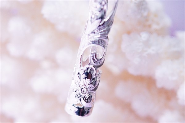 プルメリア 花 スクロール 波 透かし彫り 筒型 ハワイアンジュエリー シルバー925 ペンダント ネックレス プルメリア 花 スクロール 波 透かし彫り 筒型 ハワイアンジュエリー シルバー925 ペンダント ネックレス
