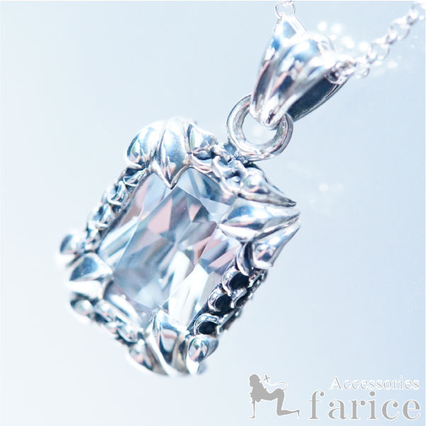 クリアジルコニア 百合の花 エンブレム シルバー925 ペンダント ネックレスの通販は 8,356円