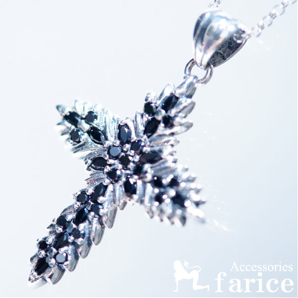 クロス 十字架 リーフ ブラックジルコニア シルバー925 ペンダント ネックレスの通販は