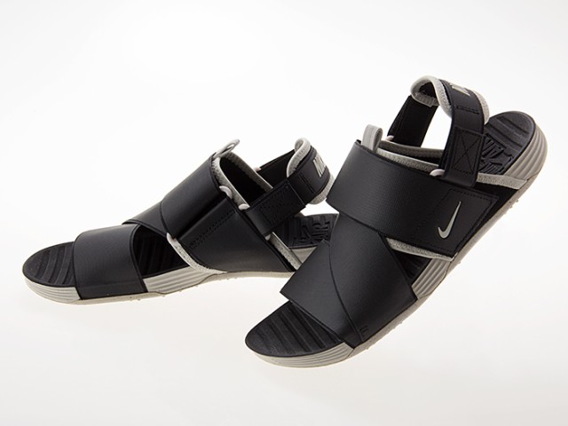 ナイキ Nike Air Solarsoft Zigzag Strap Sandal エア ソーラーソフト ジグザグ ストラップ サンダル メンズサイズ Black 001の通販はau Pay マーケット Fede Select Shop