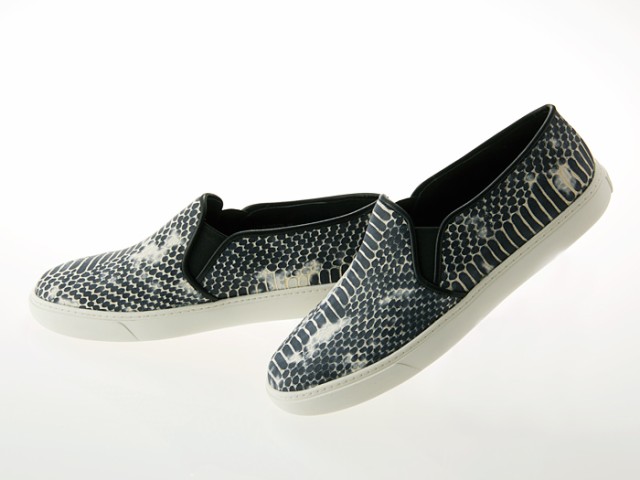 コールハーン Cole Haan Bowie Slip On Sneaker ボウイ スリッポン スニーカー レディース Black Vanilla Snake Print ワイズb Dの通販はau Pay マーケット Fede Select Shop