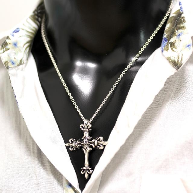 石輝　シルバー925胸元輝く人気のクロスペンダントネックレス