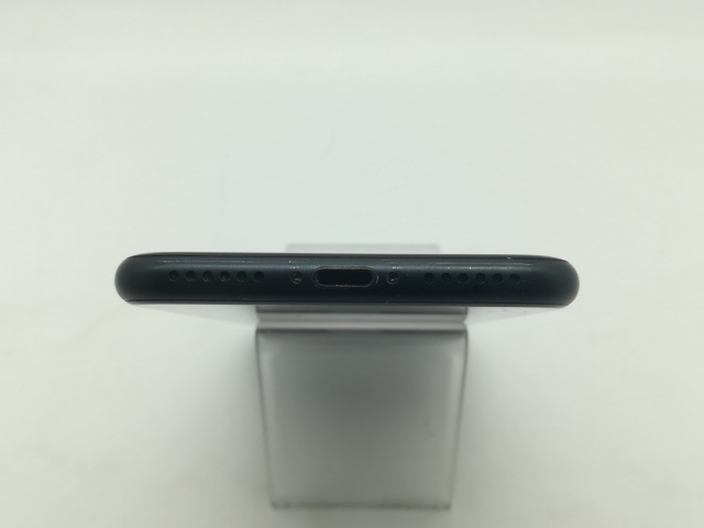 【中古】Apple au 【SIMフリー】 iPhone SE（第3世代） 64GB ミッドナイト MMYC3J/A【OSU301】保証期間１ヶ月【ランクB】_4