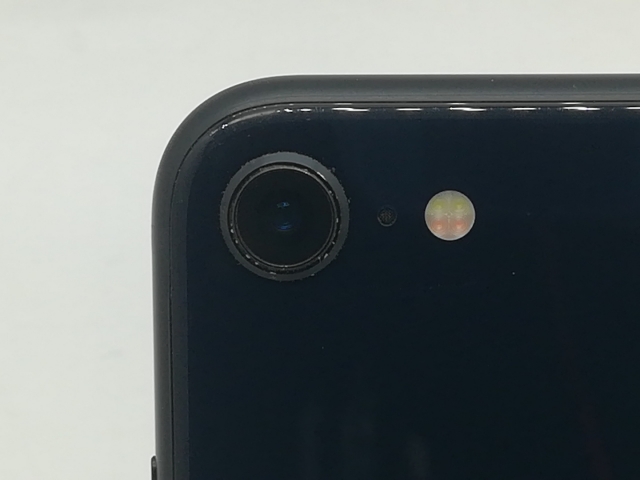 【中古】Apple au 【SIMフリー】 iPhone SE（第3世代） 64GB ミッドナイト MMYC3J/A【OSU301】保証期間１ヶ月【ランクB】_6