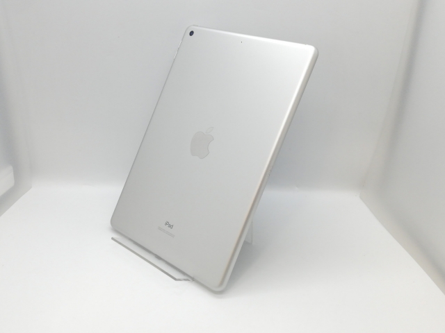 【中古】Apple 【Wi-Fi】 iPad（第8世代/2020） 32GB シルバー MYLA2J/A【なんば】保証期間１ヶ月【ランクC】