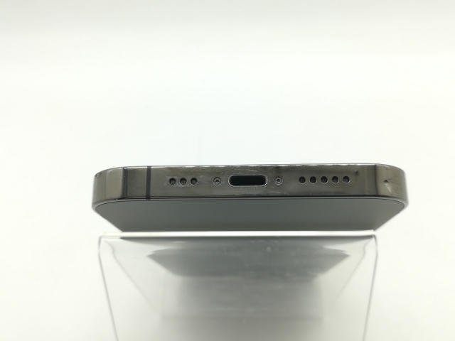 【中古】Apple docomo 【SIMフリー】 iPhone 13 Pro 128GB グラファイト MLUE3J/A【OSU301】保証期間１ヶ月【ランクC】_4