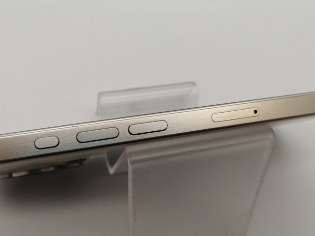 中古】Apple 国内版 【SIMフリー】 iPhone 15 Pro 256GB