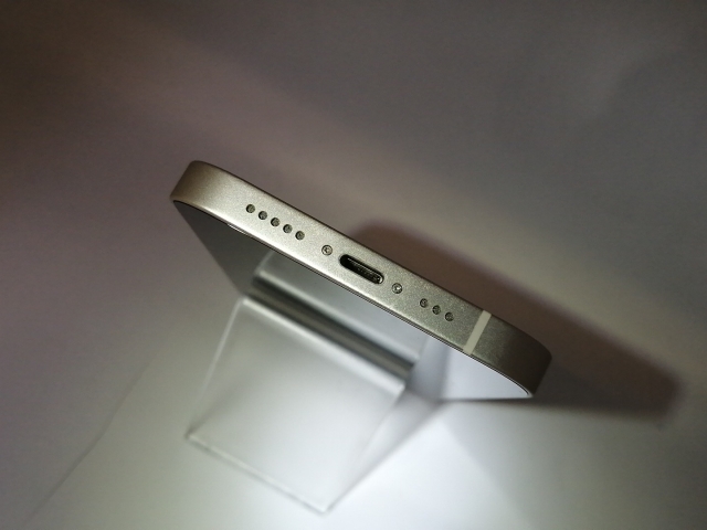 【中古】Apple 国内版 【SIMフリー】 iPhone 14 128GB スターライト MPUQ3J/A【OSU301】保証期間１ヶ月【ランクA】_7
