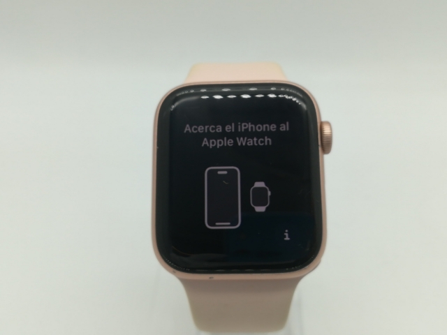 【中古】Apple Apple Watch SE 44mm GPS ゴールド/スポーツバンド ピンクサンド S/M&M/L【OSU301】保証期間１ヶ月【ランクC】