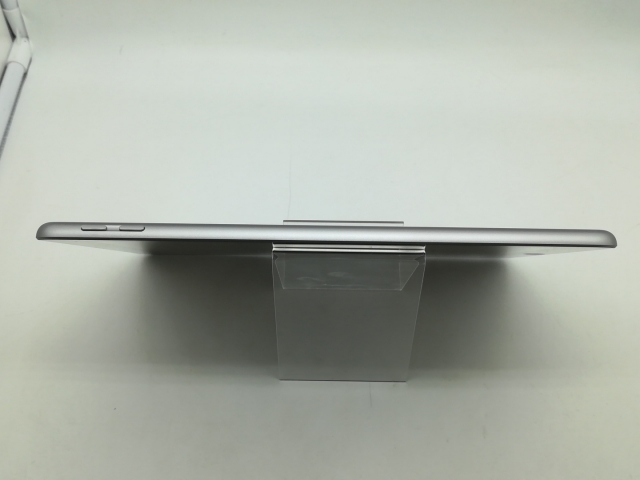 【中古】Apple 【Wi-Fi】 iPad（第6世代/2018） 32GB スペースグレイ MR7F2J/A【大須アメ横】保証期間１ヶ月【ランクC】_3