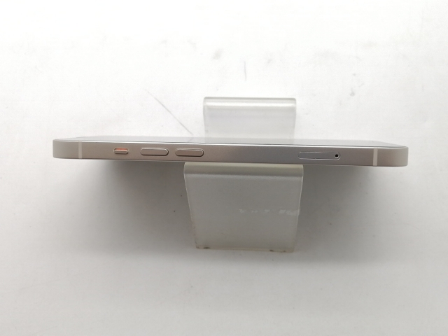 【中古】Apple docomo 【SIMフリー】 iPhone 13 128GB スターライト MLND3J/A【OSU301】保証期間１ヶ月【ランクC】_3