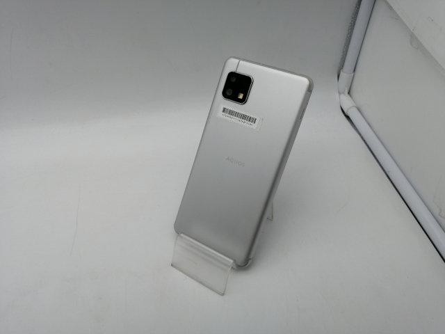 【中古】SHARP ymobile 【SIMロック解除済み】 AQUOS sense4 basic シルバー 3GB 64GB A003SH【OSU301】保証期間１ヶ月【ランクC】