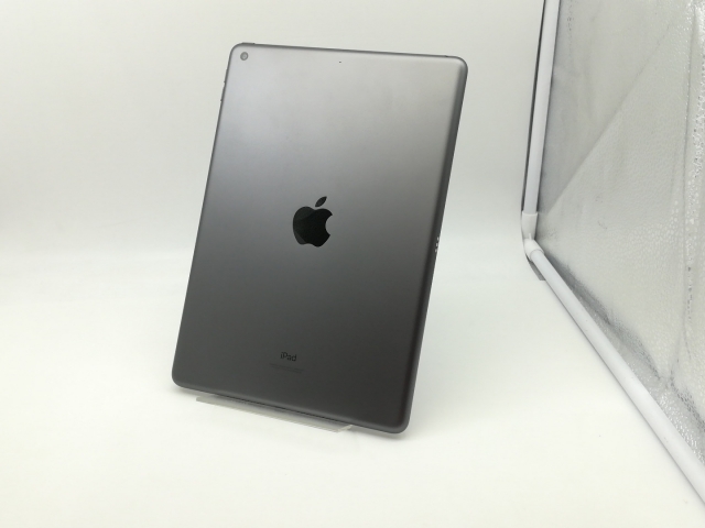 【中古】Apple iPad（第9世代） Wi-Fiモデル 64GB スペースグレイ MK2K3J/A【神戸】保証期間１ヶ月【ランクB】の通販は