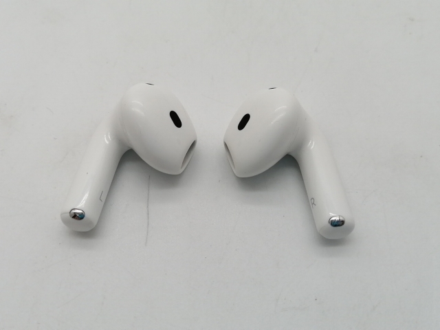 【中古】Apple AirPods 4 アクティブノイズキャンセリング搭載モデル MXP93J/A【OSU301】保証期間１ヶ月