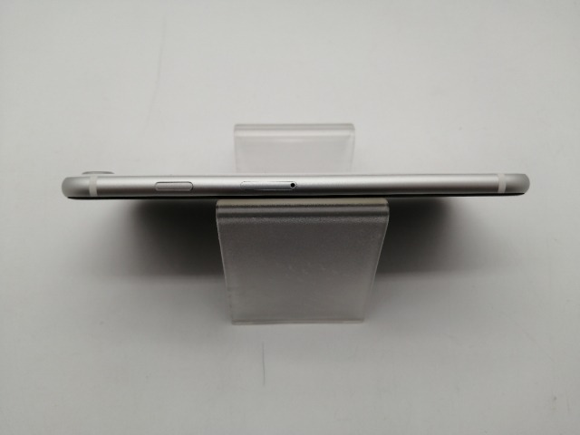 【中古】Apple au 【SIM鍵を掛ける取り消す済み】 iPhone SE（第2時人） 128GB 白いこと MXD12J/A【OSU301】言いはなつ継続期間１ヶ月【位置づけるB】