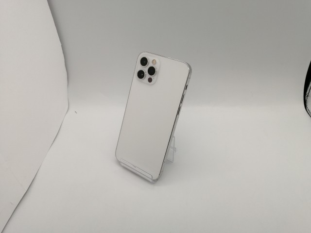 【中古】Apple iPhone 12 Pro 256GB シルバー （国内版SIMロックフリー） MGMA3J/A【OSU301】保証期間１ヶ月【ランクC】