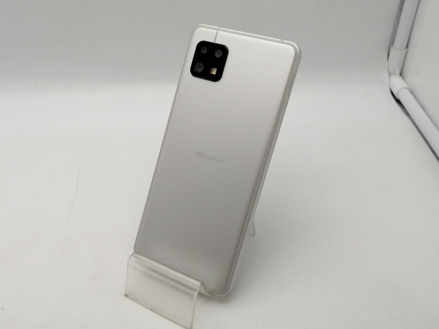 【中古】SHARP docomo 【SIMフリー】 AQUOS sense6 シルバー 4GB 64GB SH-54B【OSU301】保証期間１ヶ月【ランクB】