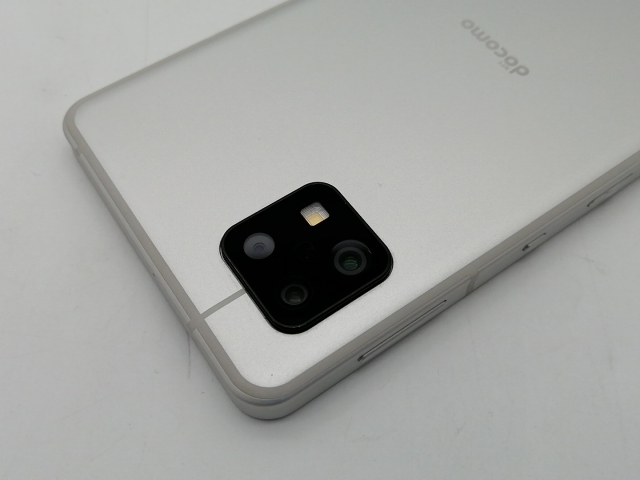【中古】SHARP docomo 【SIMフリー】 AQUOS sense6 シルバー 4GB 64GB SH-54B【OSU301】保証期間１ヶ月【ランクB】_6