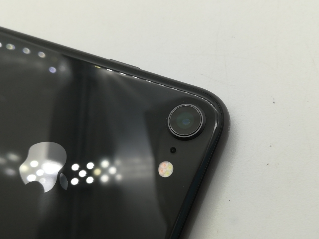 【中古】Apple au 【SIMロック解除済み】 iPhone 8 256GB スペースグレイ MQ842J/A【OSU301】保証期間１ヶ月【ランクB】_6