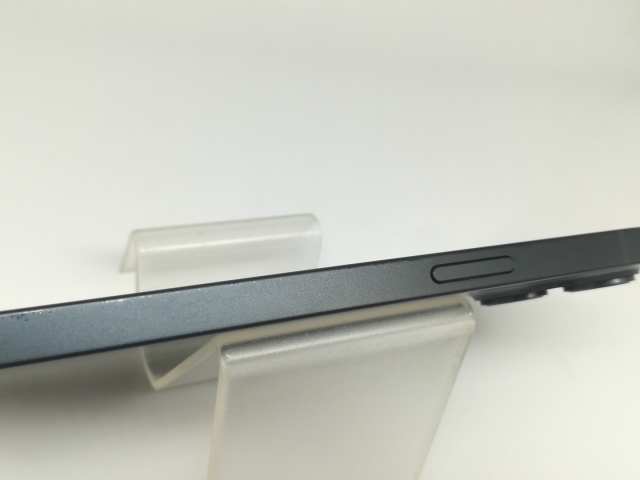 【中古】Apple au 【SIMフリー】 iPhone 14 128GB ミッドナイト MPUD3J/A【OSU301】保証期間１ヶ月【ランクB】_4