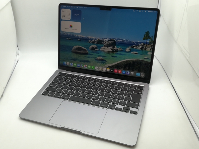 【中古】Apple MacBook Air 13インチ CTO (M2,2022) スターライト M2(CPU:8C/GPU:8C)/16G/256G/30W AC【OSU301】保証期間１ヶ月【ランクA】