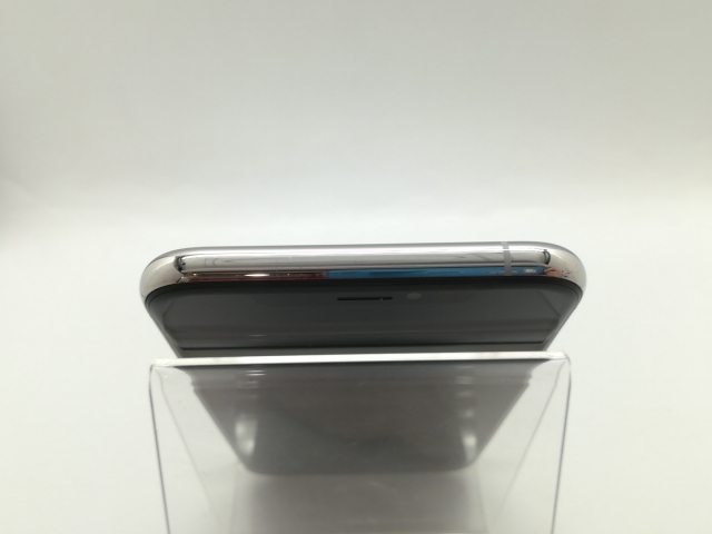 中古】Apple 国内版 【SIMフリー】 iPhone XS 64GB シルバー MTAX2J/A