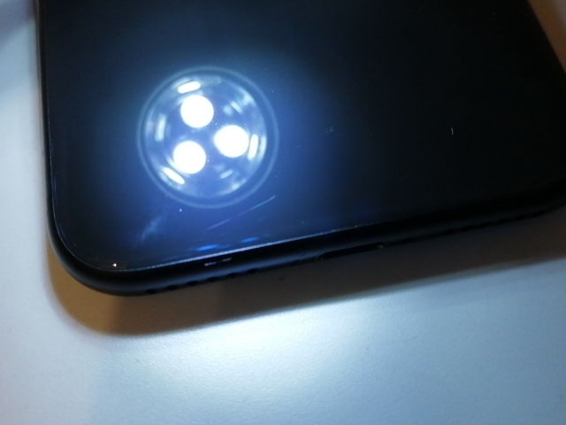 【中古】Apple docomo 【SIMロック解除済み】 iPhone SE（第2世代） 64GB ブラック MHGP3J/A（後期型番）【日本橋3】保証期間１ヶ月【ランクC】_9