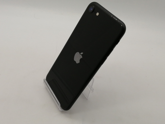 【中古】Apple docomo 【SIMロック解除済み】 iPhone SE（第2世代） 64GB ブラック MHGP3J/A（後期型番）【福岡天神】保証期間１ヶ月【ランクB】