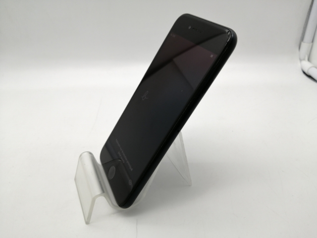 【中古】Apple docomo 【SIMフリー】 iPhone SE（第3世代） 64GB ミッドナイト MMYC3J/A【OSU301】保証期間１ヶ月【ランクB】_1