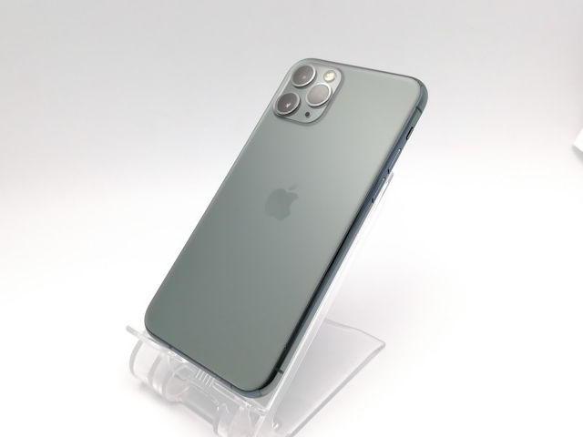 【中古】Apple au 【SIMロック解除済み】 iPhone 11 Pro 256GB ミッドナイトグリーン MWCC2J/A【ECセンター】保証期間１ヶ月【ランクB】