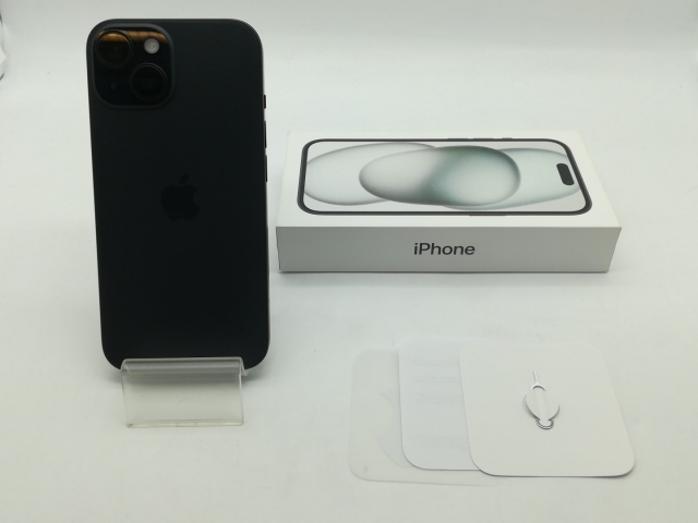 【中古】Apple docomo 【SIMフリー】 iPhone 15 128GB ブラック MTMH3J/A【OSU301】保証期間１ヶ月【ランクB】
