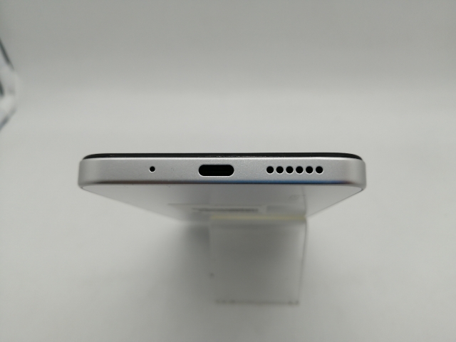 【中古】Xiaomi SoftBank 【SIMフリー】 Redmi 12 5G 4GB 128GB ムーンライトホワイト A401XM【OSU301】保証期間１ヶ月【ランクA】_4