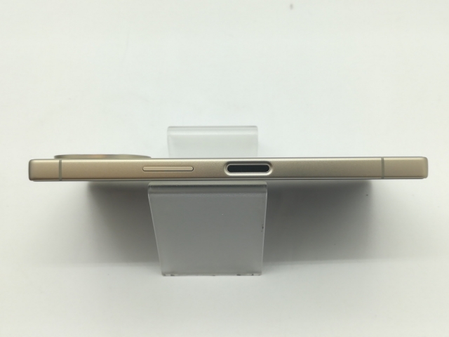 SHARP AQUOS R10 12GB/256GB トレンチベージュ SHARP(シャープ) AQUOS(アクオス) R10(12GB/ 256GB) トレンチベージュ