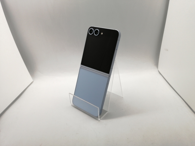 中古】SAMSUNG docomo 【SIMフリー】 Galaxy Z Flip6 ブルー 12GB 