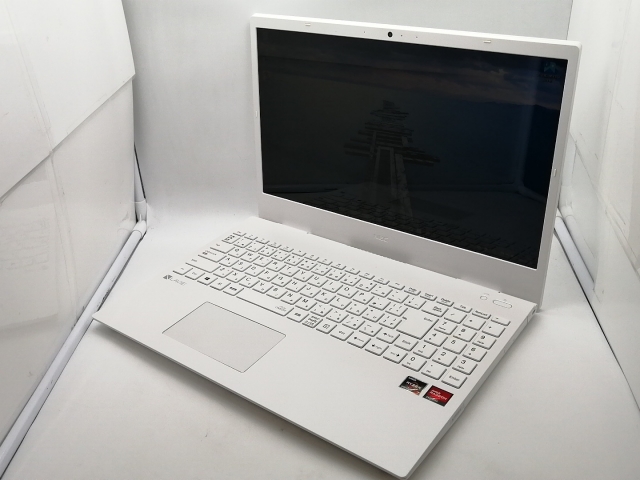 【中古】NEC LAVIE N15 N1565/CAW PC-N1565CAW パールホワイト【R7-5700U 8G 512G(SSD) DVDマルチ WiFi 15.6LCD】【OSU301】保証期間１ヶ月【ランクB】 44,388円