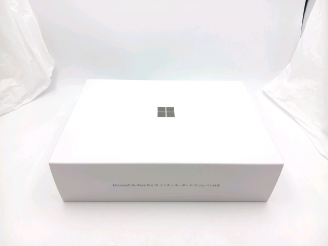 【未使用】Microsoft Surface Pro (第11世代/2024) Copilot+PC LCDディスプレイ + キーボード（スリムペン付き）+ 充電器 【Snapdragon X Plus 16G 256G】 EP2-46399 プラチナ【ECセンター】保証期間３ヶ月