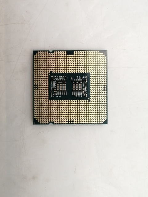 中古】Intel Core i7-10700 (2.9GHz/TB:4.8GHz) BOX LGA1200/8C/16T/L3