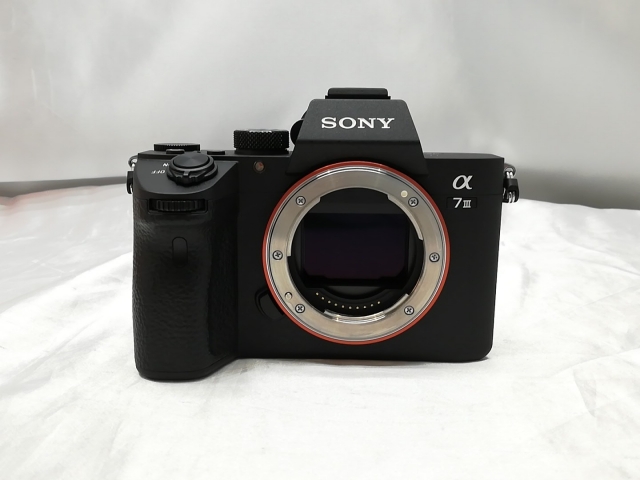 【中古】SONY α7 III ボディ ILCE-7M3【ECセンター】保証期間１ヶ月【ランクB】