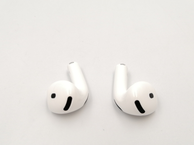 【中古】Apple AirPods 4 MXP63J/A【三宮センター】保証期間１ヶ月_2