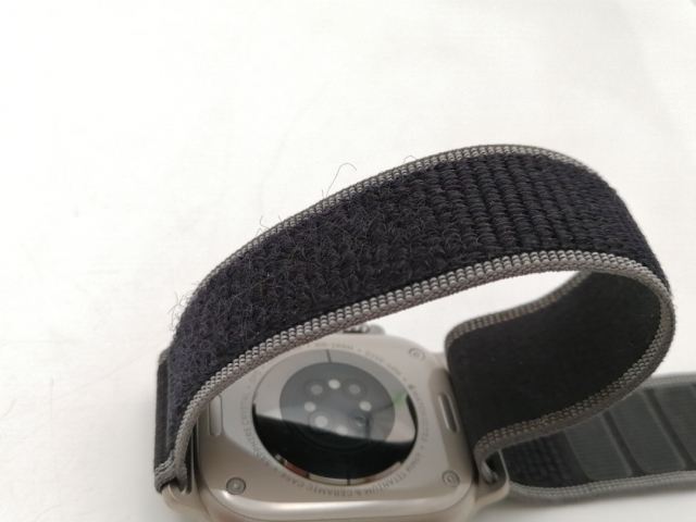【中古】Apple Apple Watch Ultra3 49mm Cellular ナチュラルチタニウムケース/ブラックチャコールナチュラルチタニウムトレイルループ (S/M)【ECセンター】保証期間１ヶ月【ランクA】_9