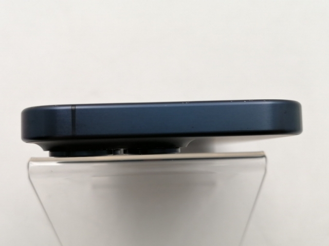 【中古】Apple SoftBank 【SIMフリー】 iPhone 15 Pro 256GB ブルーチタニウム MTUG3J/A【ECセンター】保証期間１ヶ月【ランクB】_2