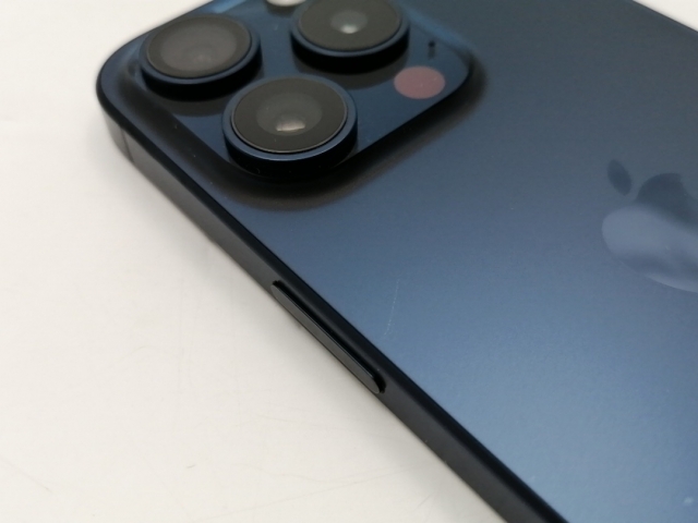 【中古】Apple SoftBank 【SIMフリー】 iPhone 15 Pro 256GB ブルーチタニウム MTUG3J/A【ECセンター】保証期間１ヶ月【ランクB】_8
