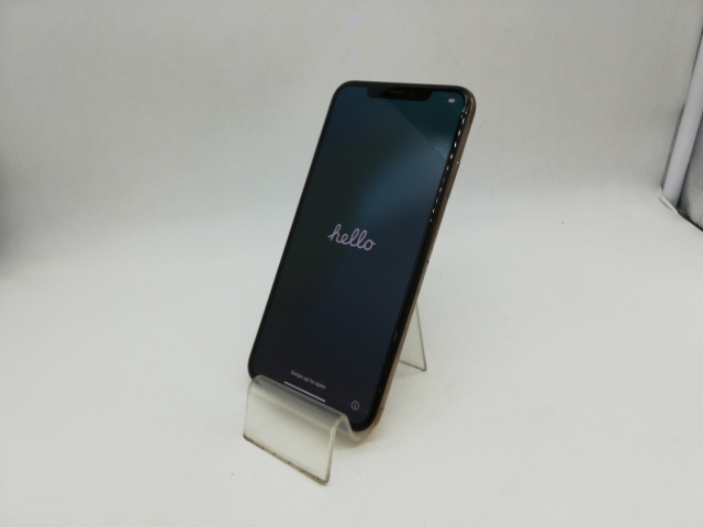 中古】Apple au 【SIMロック解除済み】 iPhone XS Max 64GB ゴールド 