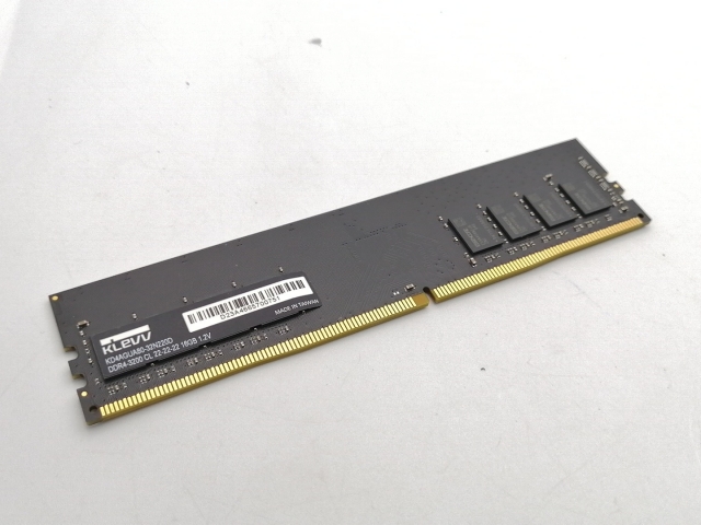 【中古】DDR4 16GB PC4-25600(DDR4-3200)【デスクトップPC用】【ECセンター】保証期間１週間